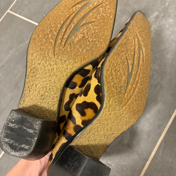 10 • Stuart Weitzman Animal Print Mules - Picture 4 of 4